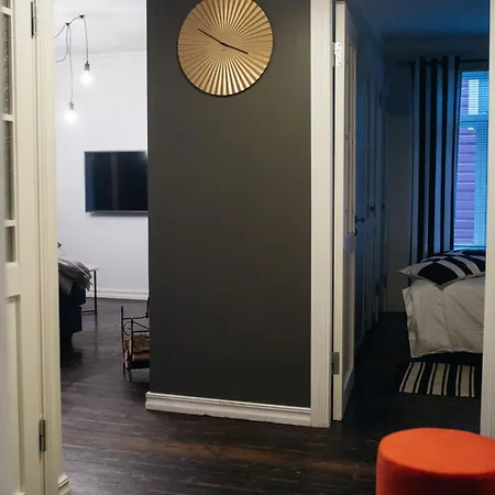 Comfort And Authentic Near Old Town Apartmán