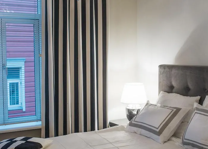 Comfort And Authentic Near Old Town Korter