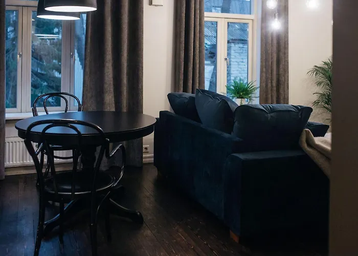 Comfort And Authentic Near Old Town Апартаменты *