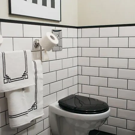 Comfort And Authentic Near Old Town Apartment *